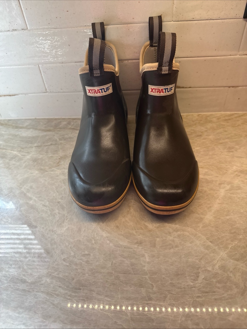 XTRATUF ankle deck boot women’s 8